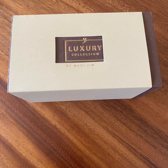 New Maui Jim VIOLET LAKE Polarized Luxury Sunglasses - Picture 4 of 11